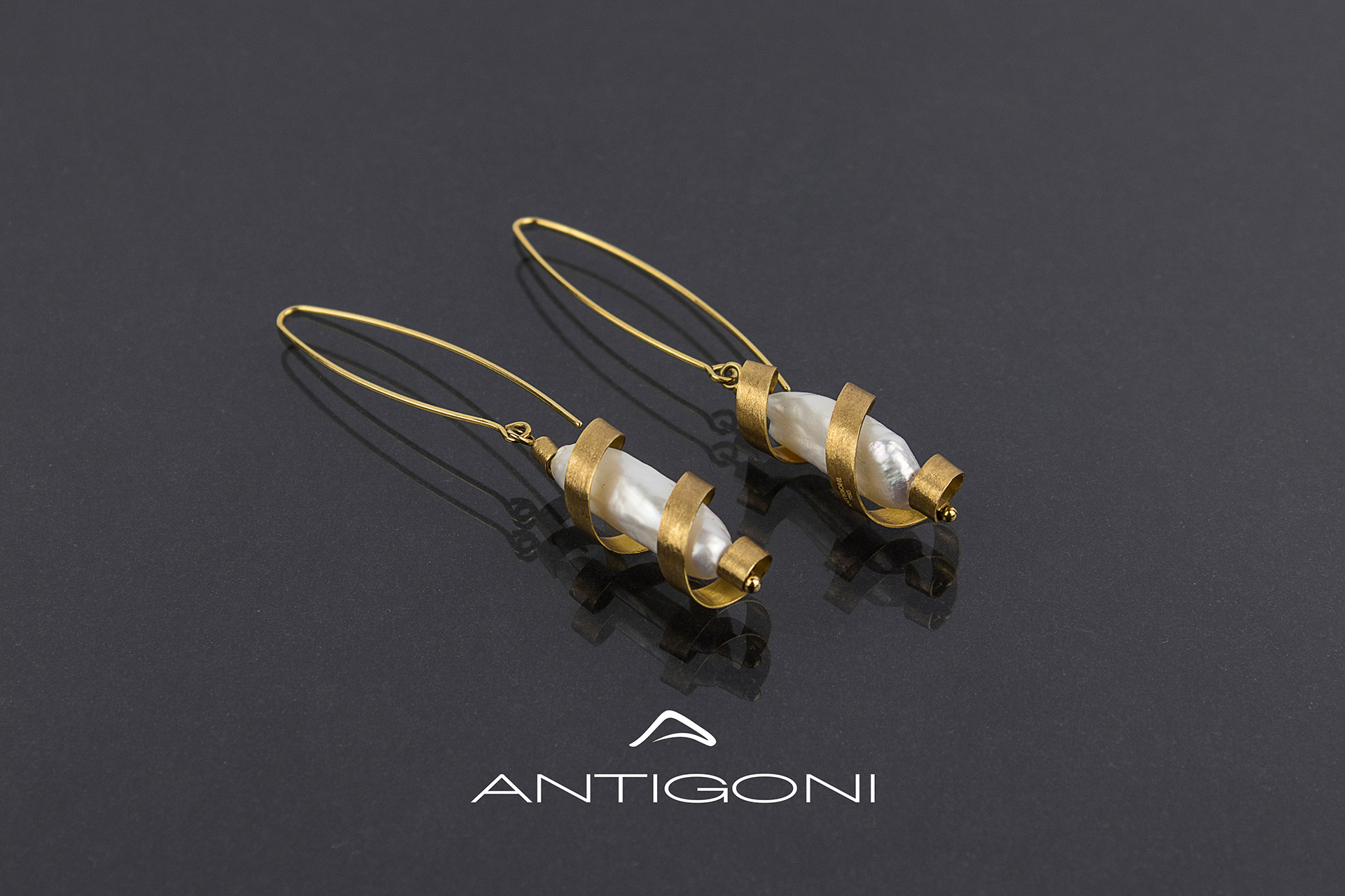 Spiral earrings