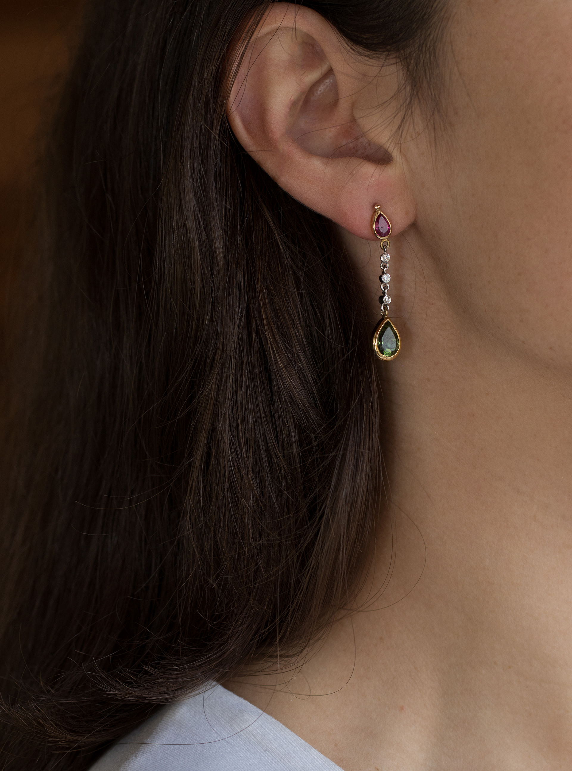 Earring with tourmalines and diamonds