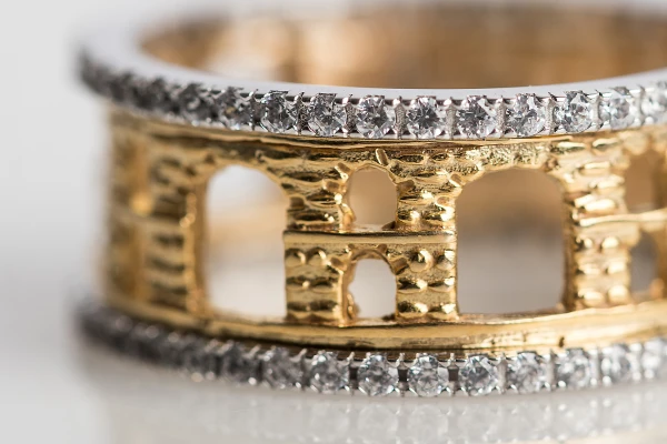 KAVALA ring with stones