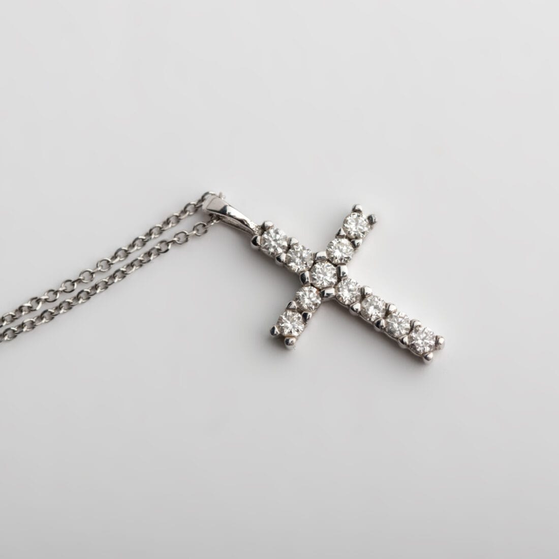 Διαμαντένιος σταυρός