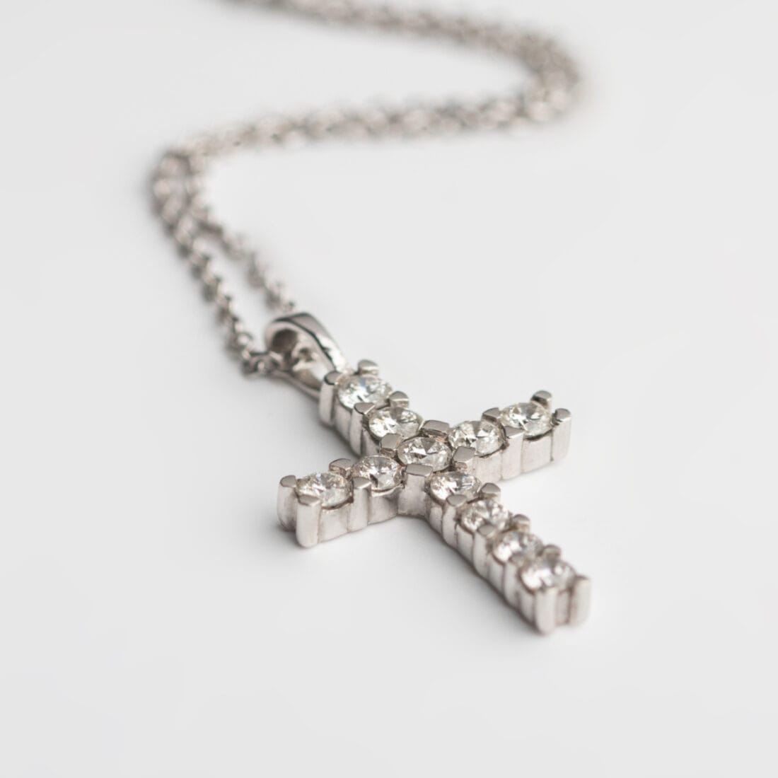 Διαμαντένιος σταυρός