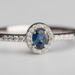 Ροζέτα με ζαφείρι και διαμάντια