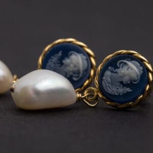 Σκουλαρίκια Cameo με μαργαριτάρι