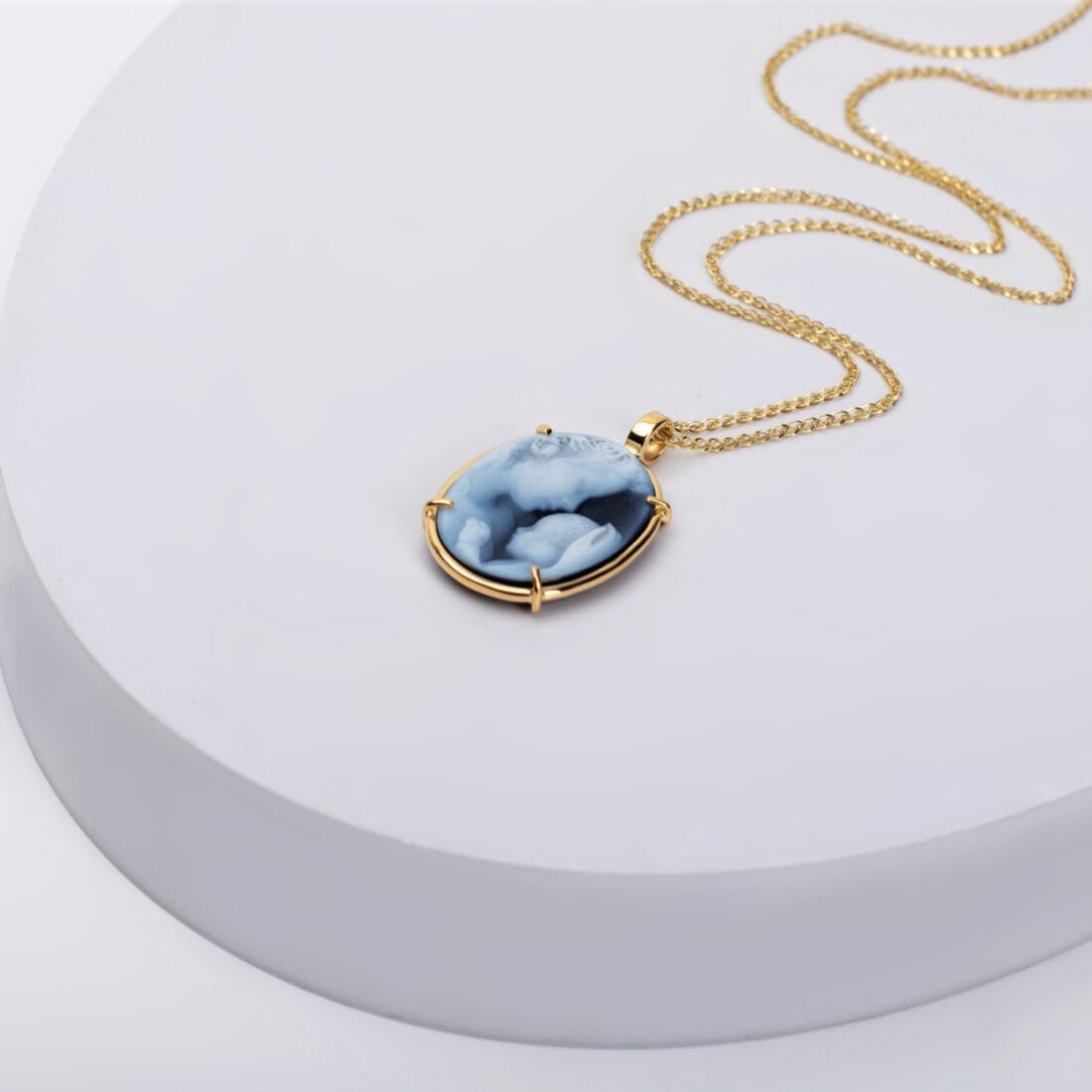 Μενταγιόν καμέο