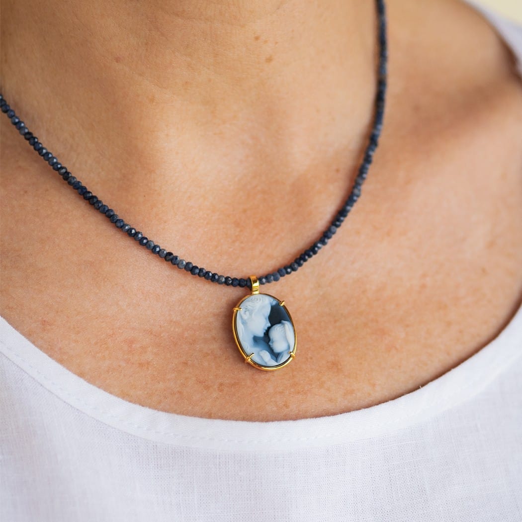 Μενταγιόν καμέο