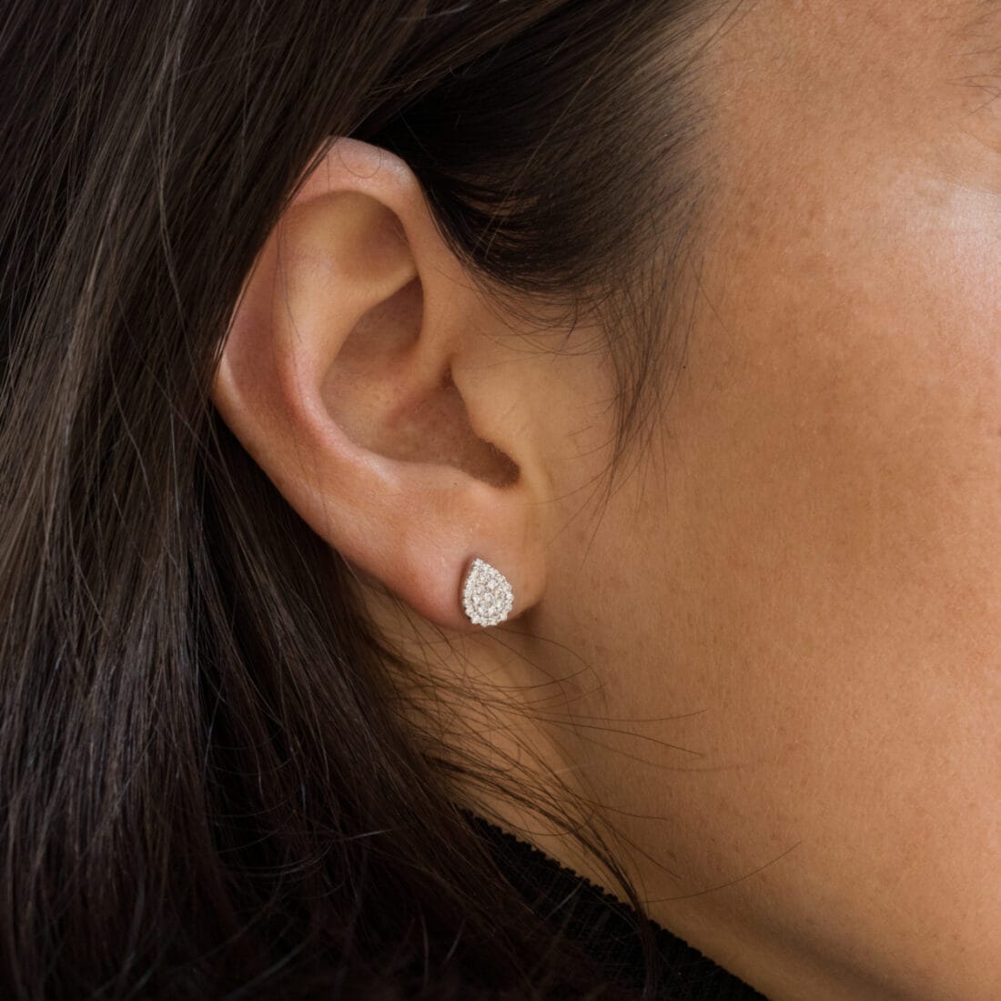 Διαμαντένια σκουλαρίκια σε σχήμα σταγόνας