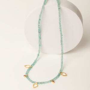 Κολιέ με αμαζονίτη