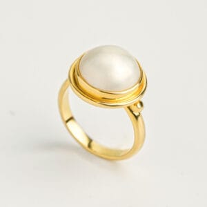 Xρυσό δαχτυλίδι με μαργαριτάρι Mabe