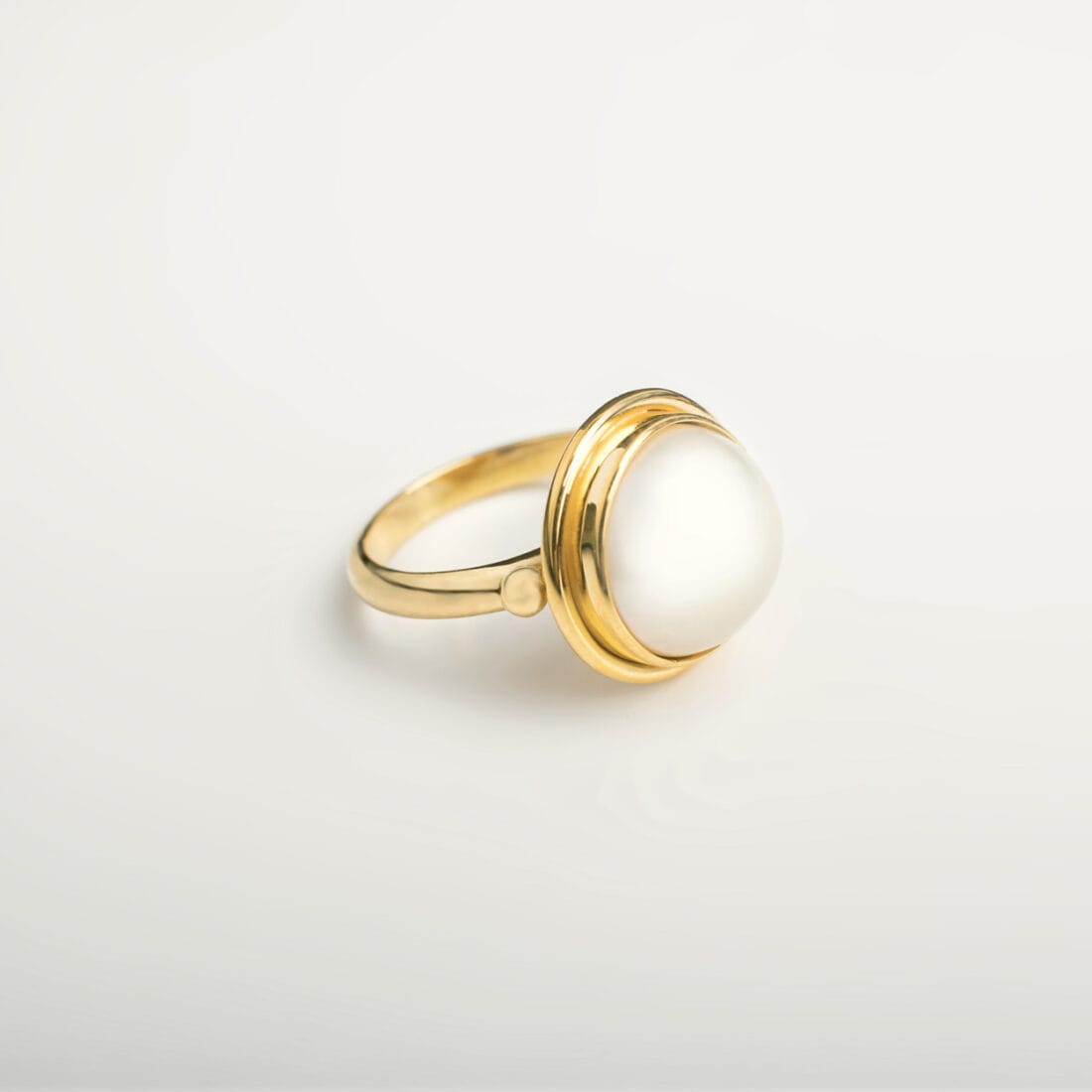 Xρυσό δαχτυλίδι με μαργαριτάρι Mabe