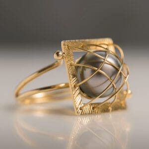 Δακτυλίδι ORIZONTES με μαργαριτάρι TAHITIAN