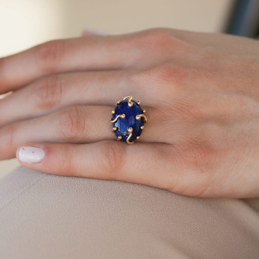 Δαχτυλίδι με απέριτο σχεδιασμό