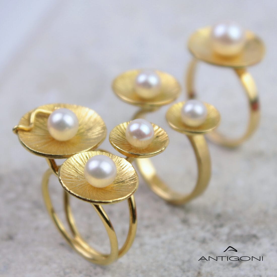 Δαχτυλίδι DIATHLASIS με τρία στοιχεία