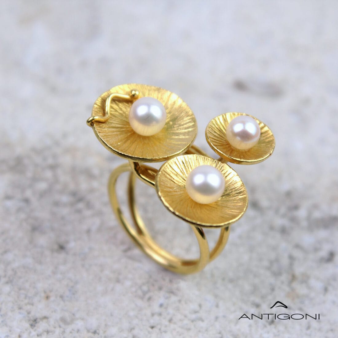 Δαχτυλίδι DIATHLASIS με τρία στοιχεία