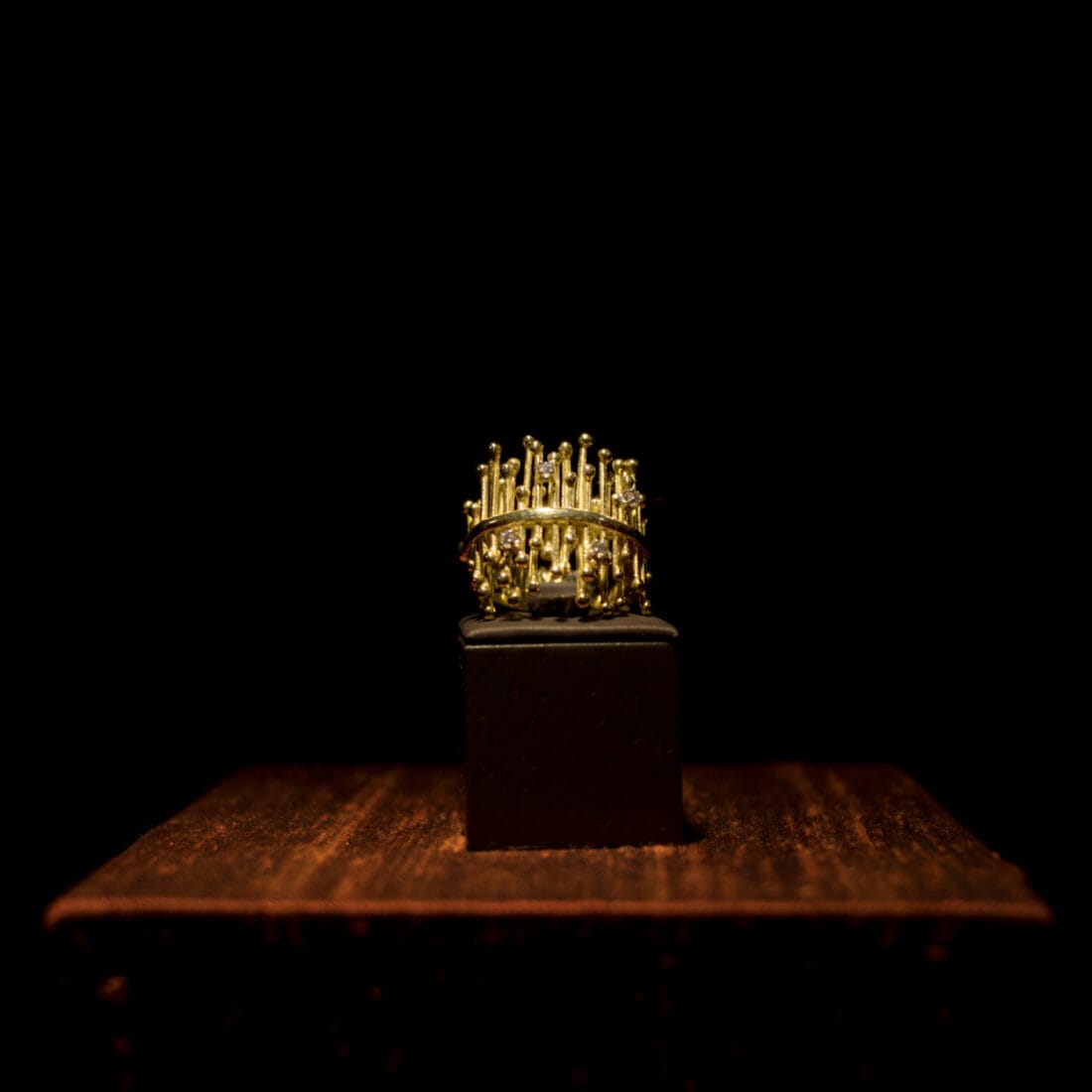 Δαχτυλίδι χρυσό LEGATO με διαμάντια κοπής brilliant