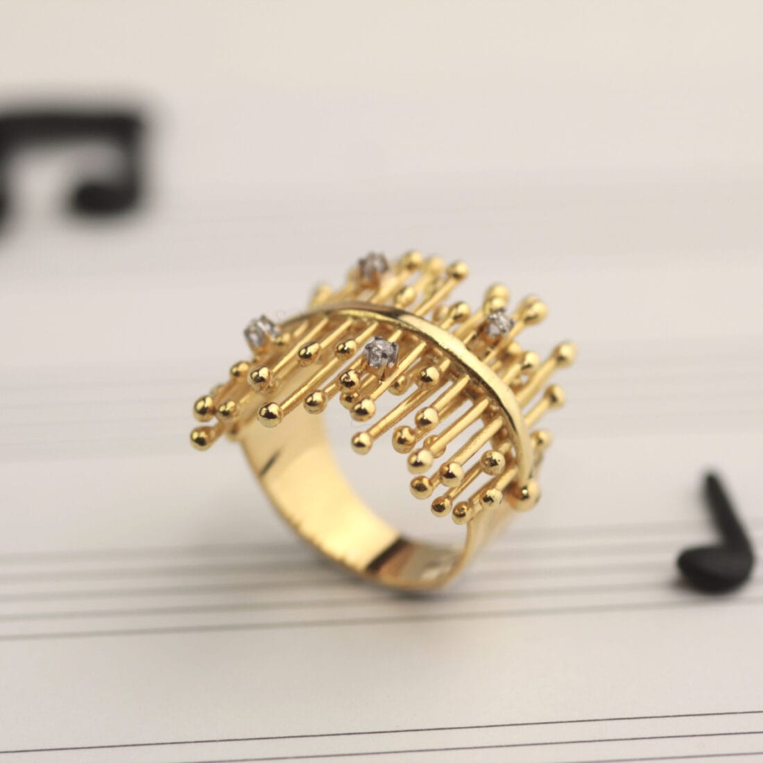 Δαχτυλίδι χρυσό LEGATO με διαμάντια κοπής brilliant