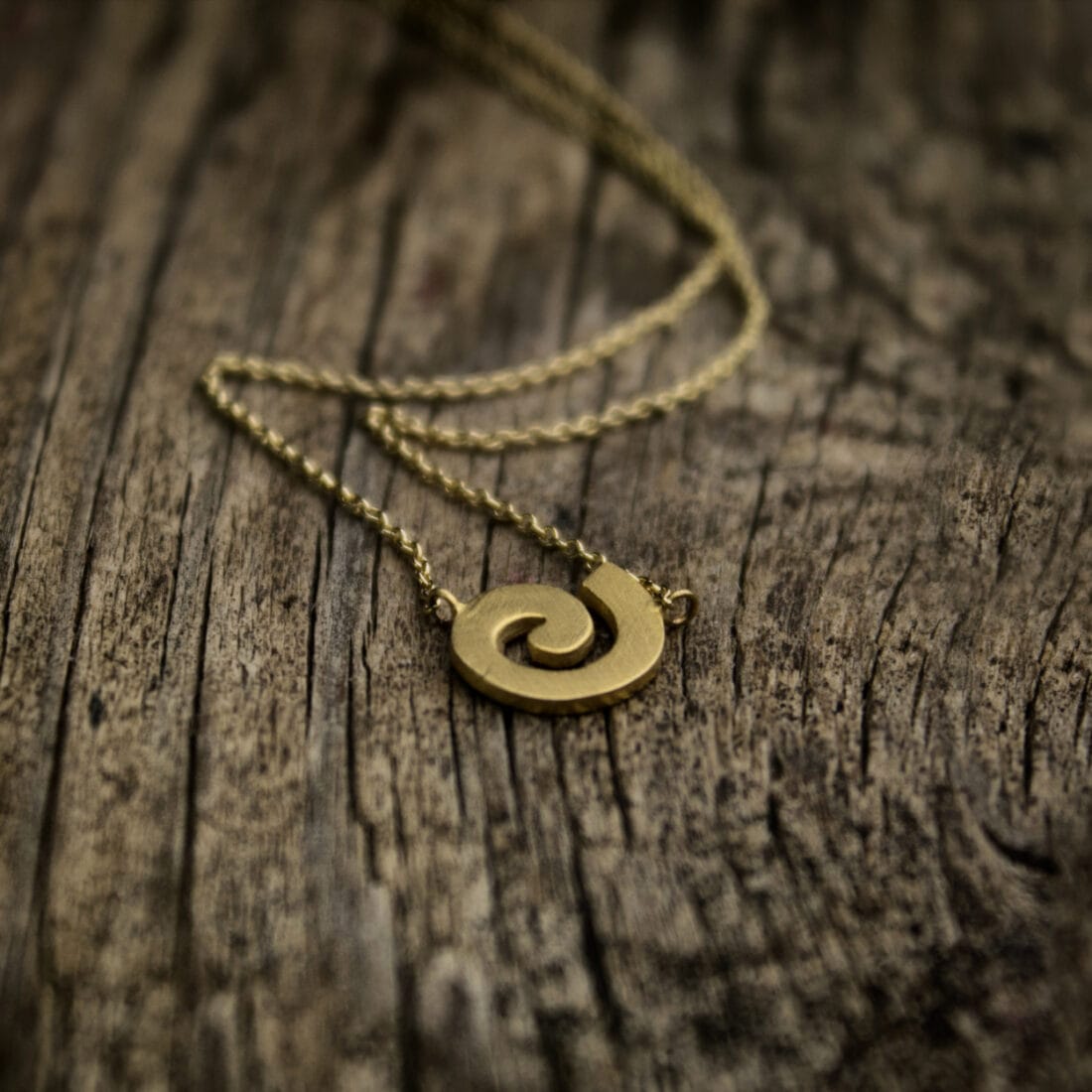 Κολιέ με μικρή σπείρα