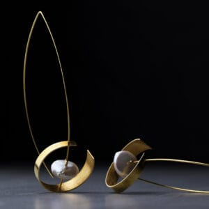 Εντυπωσιακά σκουλαρίκια με μαργαριτάρια