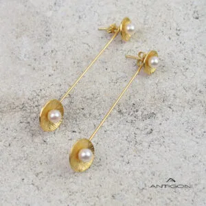 Σκουλαρίκια DIATHLASIS με μαργαριτάρι