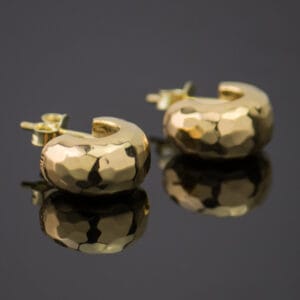 Σκουλαρίκια half hoops