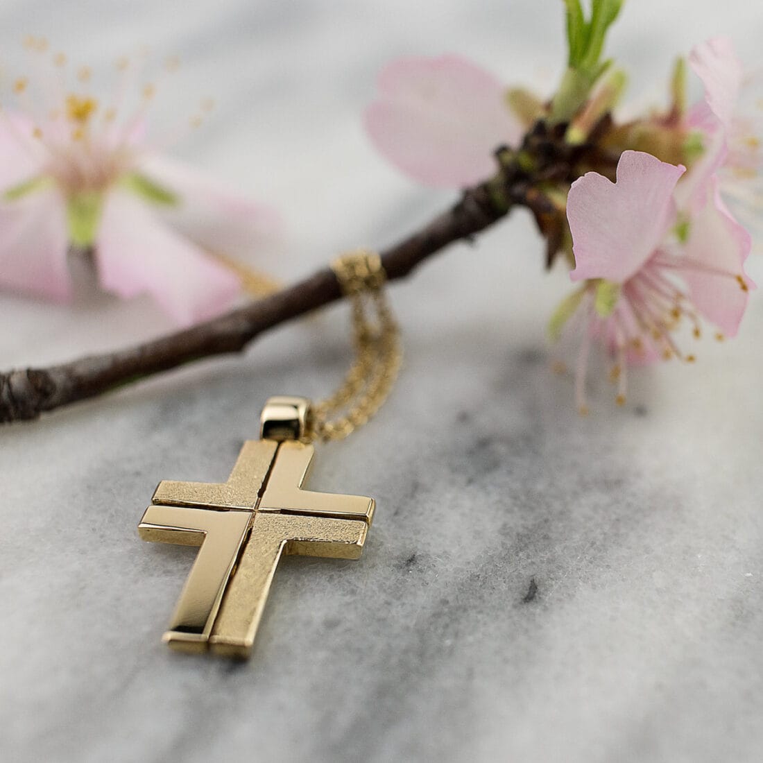 Σταυρός με δύο υφές