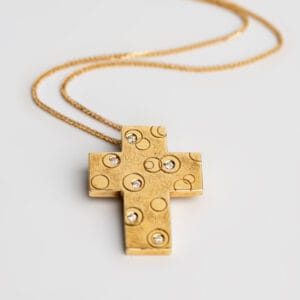 Μοντέρνος γραμμικός σταυρός