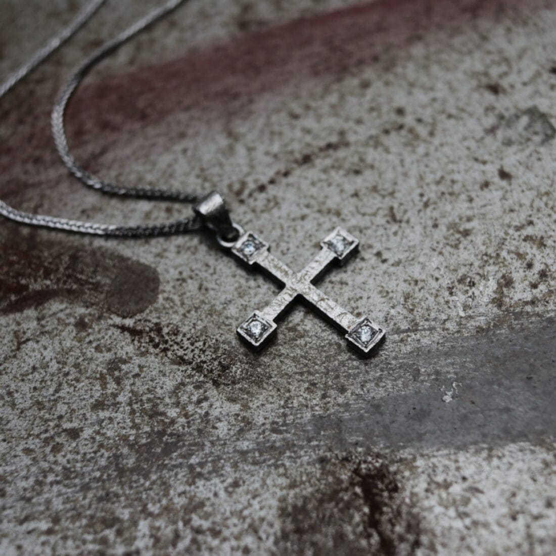 Χρυσός σταυρός με τουρμαλίνες ή brilliant