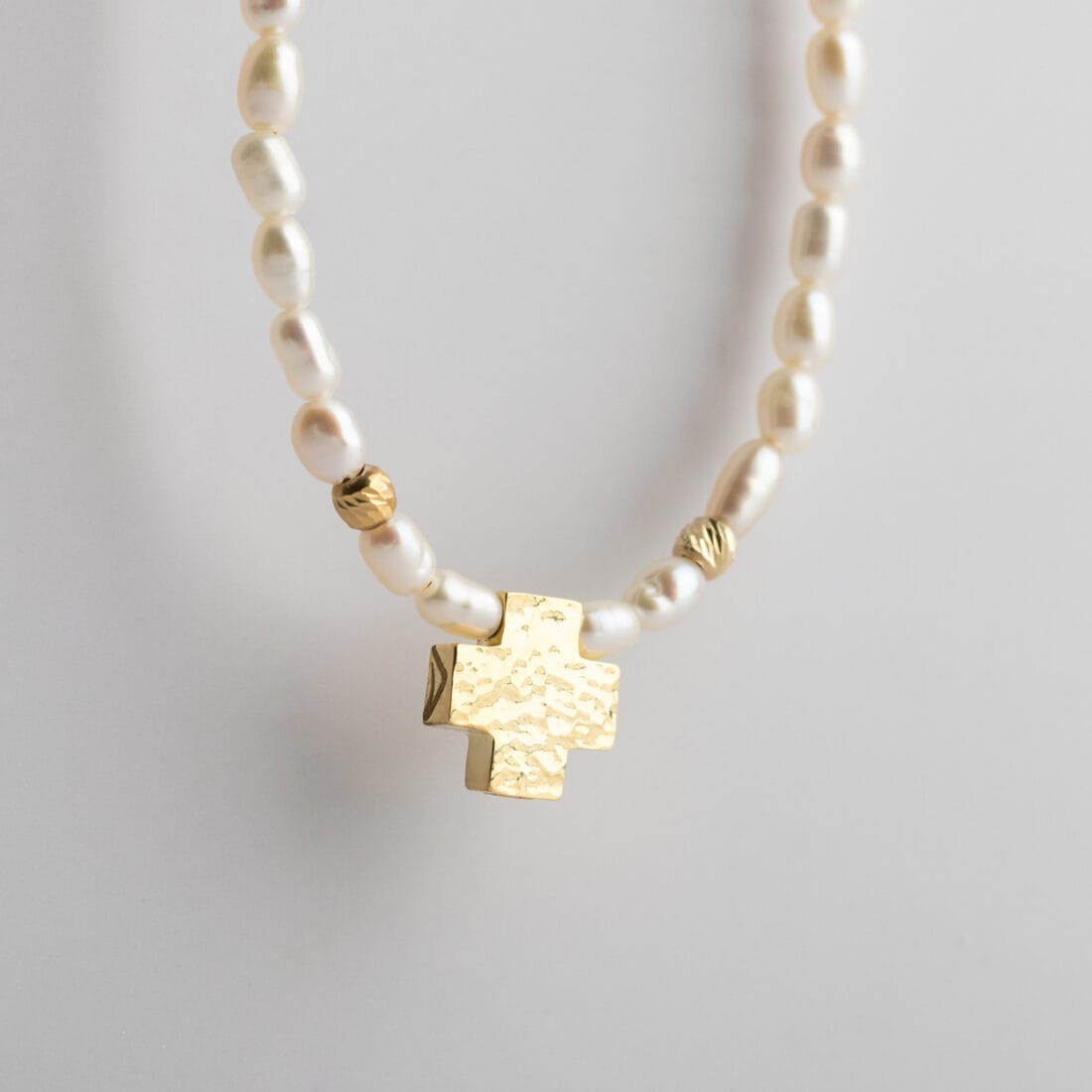 Σταυρός δύο όψεων με μαργαριτάρια