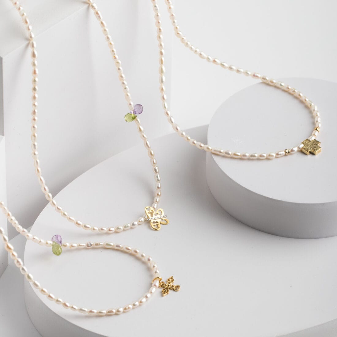 Σταυρός δύο όψεων με μαργαριτάρια