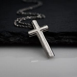 Σταυρός με ιδιαίτερο στυλ